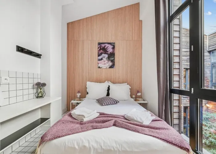 舍曼韦尔顶楼公寓 公寓 *